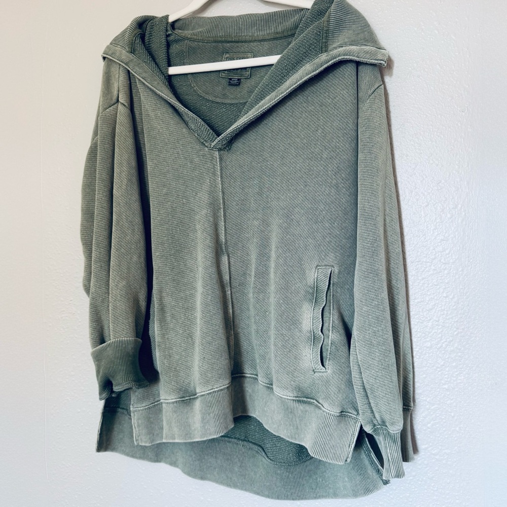 American Eagle Oversized Cozy Green Boyfriend Pullover